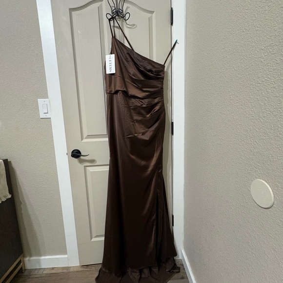 Elegant One-Shoulder Satin Evening Dress - Chocolate Brown - www.benaras.co